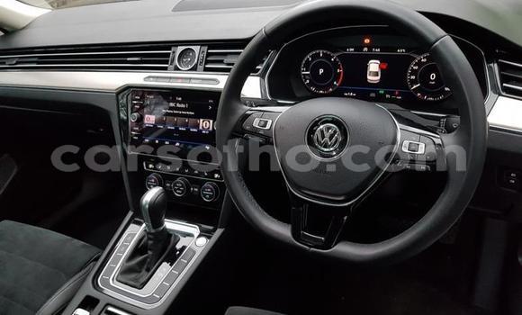 Sayi Na hannu Volkswagen Passat White Mota in Quthing a Butha-Buthe Sayi Na hannu Volkswagen Passat White Mota in Quthing a Butha-Buthe