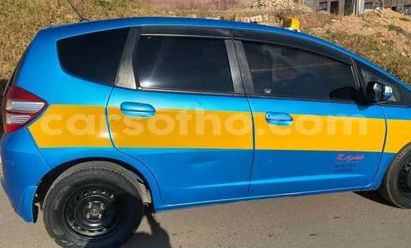 Sayi Na hannu Toyota Alphard Other Mota in Maseru a Maseru Sayi Na hannu Toyota Alphard Other Mota in Maseru a Maseru