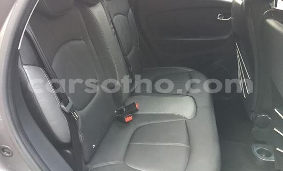 اشتري مستعمل Renault Captur Silver سيارة في Mohale's Hoek في Mohale's Hoek اشتري مستعمل Renault Captur Silver سيارة في Mohale's Hoek في Mohale's Hoek