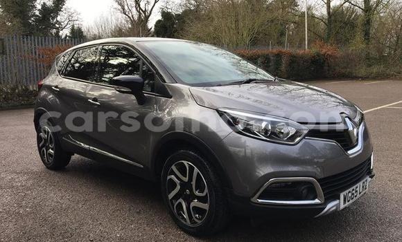 اشتري مستعمل Renault Captur Silver سيارة في Mohale's Hoek في Mohale's Hoek اشتري مستعمل Renault Captur Silver سيارة في Mohale's Hoek في Mohale's Hoek