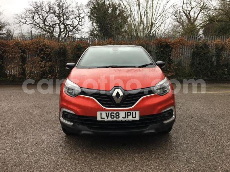 Big with watermark 2018 renault captur iconic tce 1