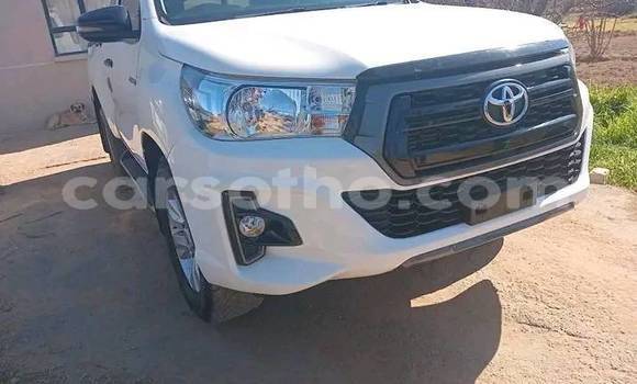 Acheter Occasion Voiture Toyota Hilux Blanc à Maseru, Maseru