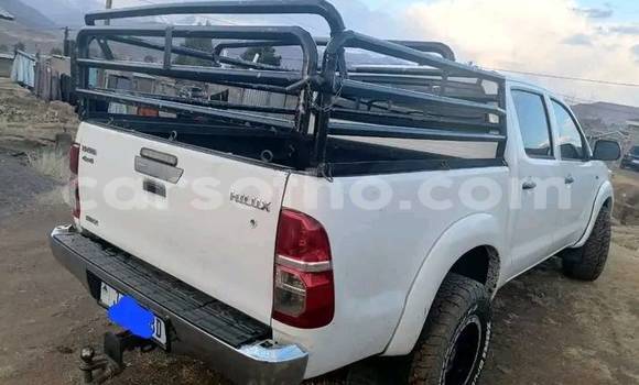 اشتري مستعمل Toyota Hilux White سيارة في Maseru في Maseru اشتري مستعمل Toyota Hilux White سيارة في Maseru في Maseru