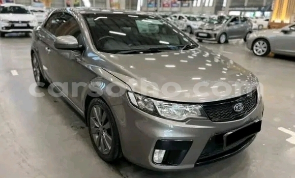 اشتري مستعمل Kia Cerato Silver سيارة في Maseru في Maseru اشتري مستعمل Kia Cerato Silver سيارة في Maseru في Maseru