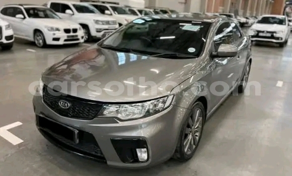 اشتري مستعمل Kia Cerato Silver سيارة في Maseru في Maseru اشتري مستعمل Kia Cerato Silver سيارة في Maseru في Maseru