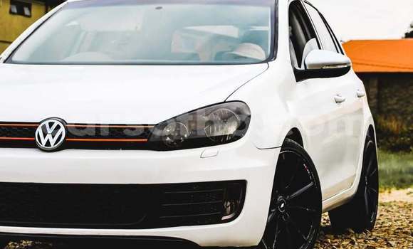 اشتري مستعمل Volkswagen Golf White سيارة في Maseru في Maseru اشتري مستعمل Volkswagen Golf White سيارة في Maseru في Maseru