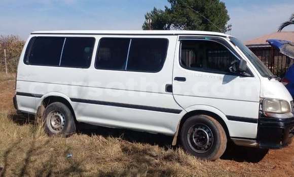 اشتري مستعمل Toyota Hiace White سيارة في Maseru في Maseru اشتري مستعمل Toyota Hiace White سيارة في Maseru في Maseru