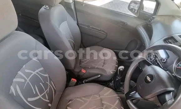 Sayi Na hannu Chevrolet Spark White Mota in Maseru a Maseru Sayi Na hannu Chevrolet Spark White Mota in Maseru a Maseru