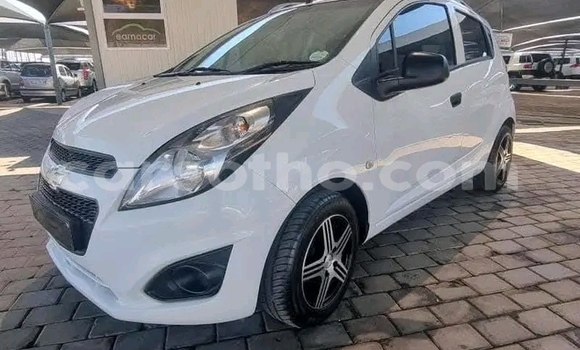 Sayi Na hannu Chevrolet Spark White Mota in Maseru a Maseru Sayi Na hannu Chevrolet Spark White Mota in Maseru a Maseru