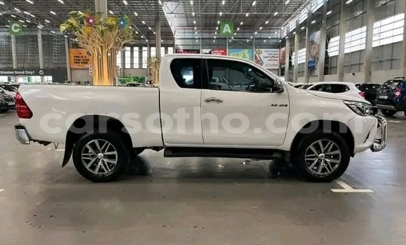 اشتري مستعمل Toyota Hilux White سيارة في Maseru في Maseru اشتري مستعمل Toyota Hilux White سيارة في Maseru في Maseru