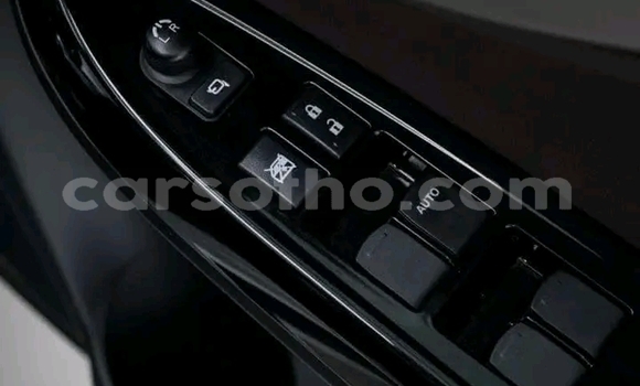 Sayi Na hannu Suzuki Forenza White Mota in Maseru a Maseru Sayi Na hannu Suzuki Forenza White Mota in Maseru a Maseru