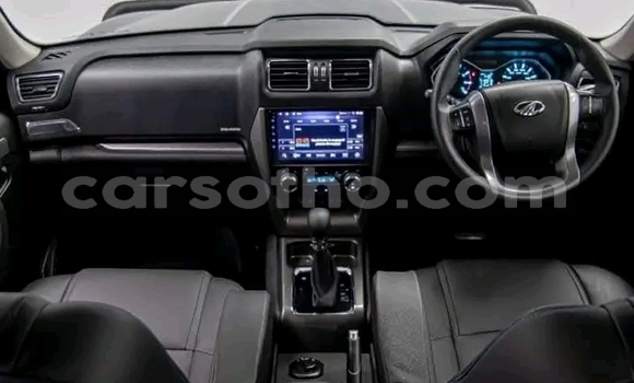 Acheter Occasion Voiture Mahindra MM Noir à Maseru, Maseru Acheter Occasion Voiture Mahindra MM Noir à Maseru, Maseru