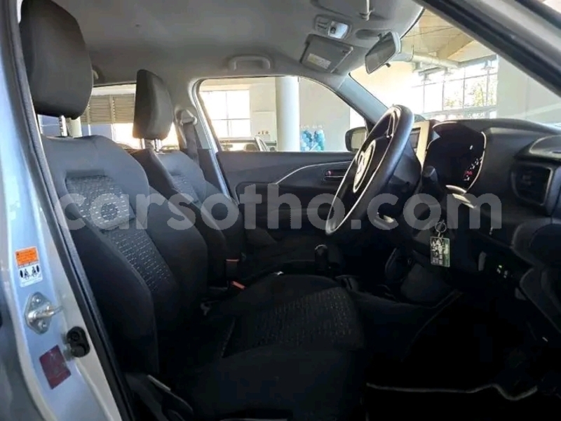 Big with watermark suzuki swift maseru maseru 29988