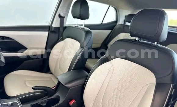 Sayi Na hannu Hyundai Creta White Mota in Maseru a Maseru Sayi Na hannu Hyundai Creta White Mota in Maseru a Maseru