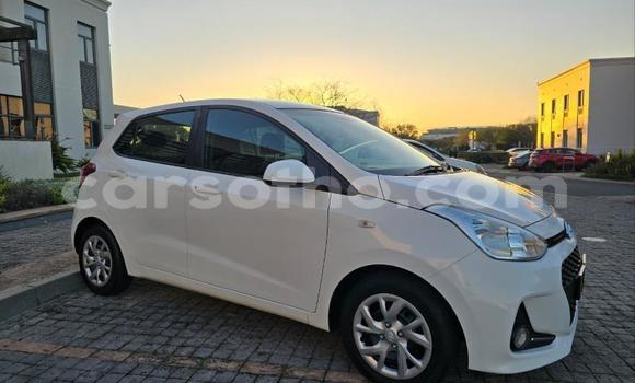 Sayi Na hannu Hyundai i10 White Mota in Maseru a Maseru Sayi Na hannu Hyundai i10 White Mota in Maseru a Maseru