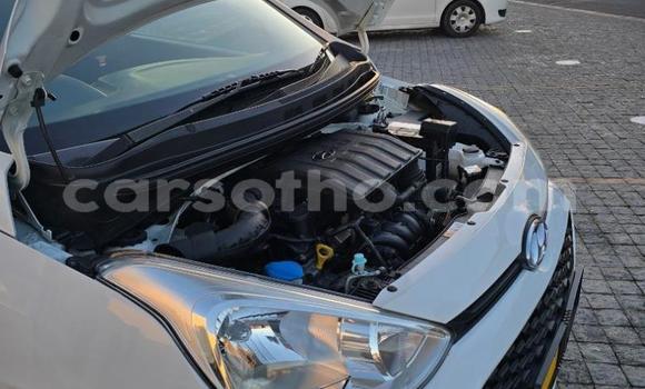 Sayi Na hannu Hyundai i10 White Mota in Maseru a Maseru Sayi Na hannu Hyundai i10 White Mota in Maseru a Maseru