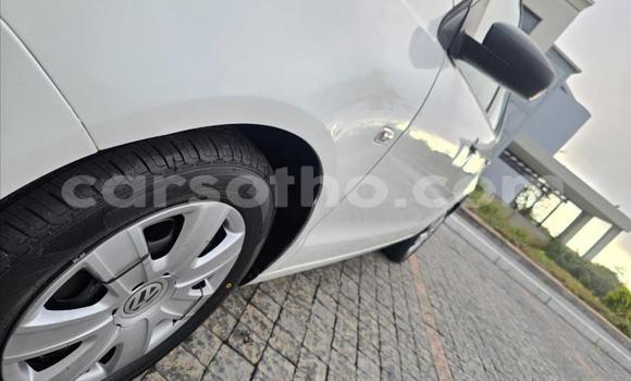 Sayi Na hannu Volkswagen Polo White Mota in Maseru a Maseru Sayi Na hannu Volkswagen Polo White Mota in Maseru a Maseru