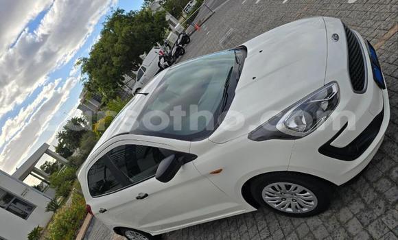 Sayi Na hannu Ford Focus White Mota in Maseru a Maseru Sayi Na hannu Ford Focus White Mota in Maseru a Maseru