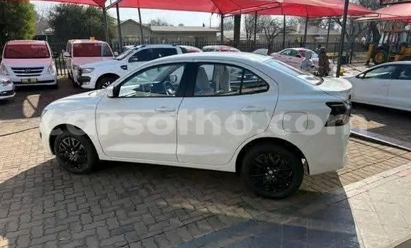اشتري مستعمل Suzuki Dzire Brown سيارة في Maseru في Maseru اشتري مستعمل Suzuki Dzire Brown سيارة في Maseru في Maseru