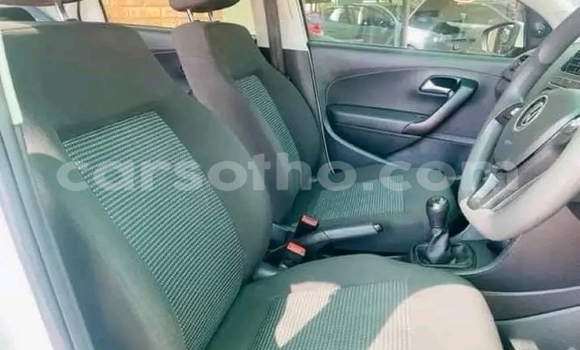 اشتري مستعمل Volkswagen Polo White سيارة في Maseru في Maseru اشتري مستعمل Volkswagen Polo White سيارة في Maseru في Maseru