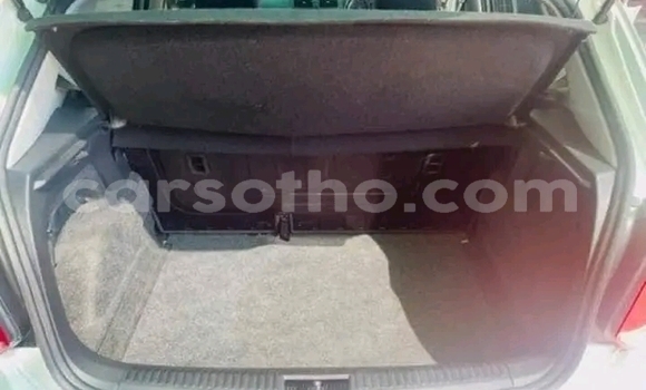 اشتري مستعمل Volkswagen Polo White سيارة في Maseru في Maseru اشتري مستعمل Volkswagen Polo White سيارة في Maseru في Maseru