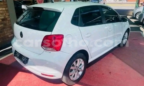 اشتري مستعمل Volkswagen Polo White سيارة في Maseru في Maseru اشتري مستعمل Volkswagen Polo White سيارة في Maseru في Maseru