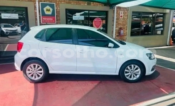 اشتري مستعمل Volkswagen Polo White سيارة في Maseru في Maseru اشتري مستعمل Volkswagen Polo White سيارة في Maseru في Maseru
