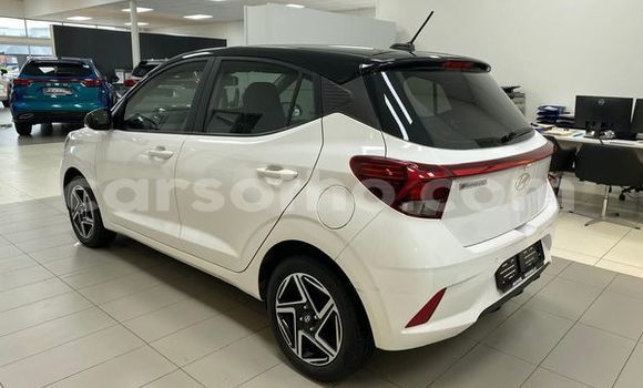 Sayi Na hannu Hyundai i10 White Mota in Maseru a Maseru Sayi Na hannu Hyundai i10 White Mota in Maseru a Maseru