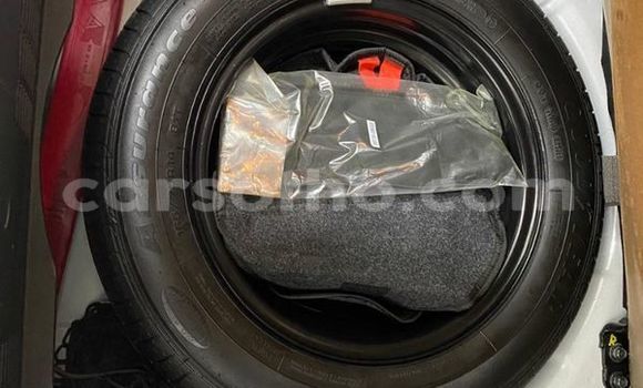 Sayi Na hannu Hyundai i10 White Mota in Maseru a Maseru Sayi Na hannu Hyundai i10 White Mota in Maseru a Maseru