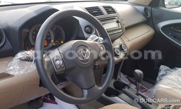 Buy Import Toyota HiAce Brown Truck in Import - Dubai in Maseru Buy Import Toyota HiAce Brown Truck in Import - Dubai in Maseru
