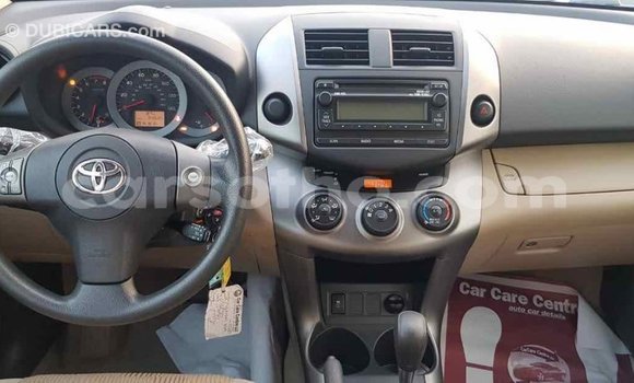 Buy Import Toyota HiAce Brown Truck in Import - Dubai in Maseru Buy Import Toyota HiAce Brown Truck in Import - Dubai in Maseru