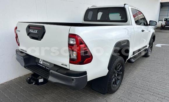 اشتري مستعمل Toyota Hilux White سيارة في Maseru في Maseru اشتري مستعمل Toyota Hilux White سيارة في Maseru في Maseru