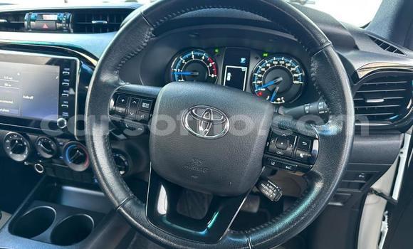 اشتري مستعمل Toyota Hilux White سيارة في Maseru في Maseru اشتري مستعمل Toyota Hilux White سيارة في Maseru في Maseru