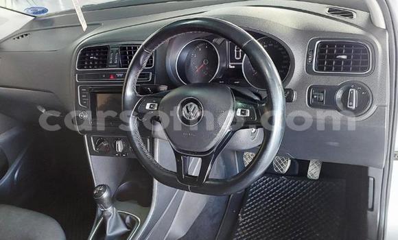 Sayi Na hannu Volkswagen Polo Silver Mota in Maseru a Maseru Sayi Na hannu Volkswagen Polo Silver Mota in Maseru a Maseru