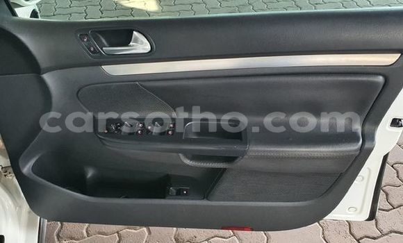 اشتري مستعمل Volkswagen Golf GTI White سيارة في Maseru في Maseru اشتري مستعمل Volkswagen Golf GTI White سيارة في Maseru في Maseru