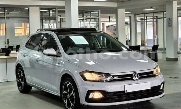 Sayi Na hannu Volkswagen Polo White Mota in Maseru a Maseru Sayi Na hannu Volkswagen Polo White Mota in Maseru a Maseru