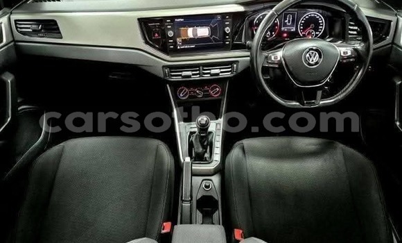 Sayi Na hannu Volkswagen Polo White Mota in Maseru a Maseru Sayi Na hannu Volkswagen Polo White Mota in Maseru a Maseru