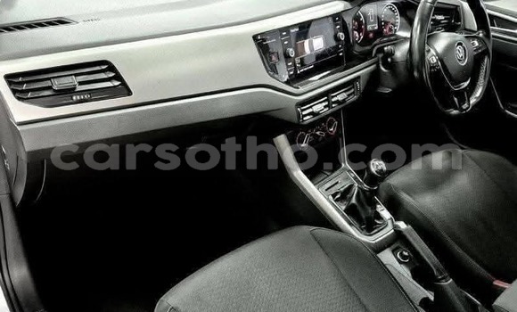 Sayi Na hannu Volkswagen Polo White Mota in Maseru a Maseru Sayi Na hannu Volkswagen Polo White Mota in Maseru a Maseru