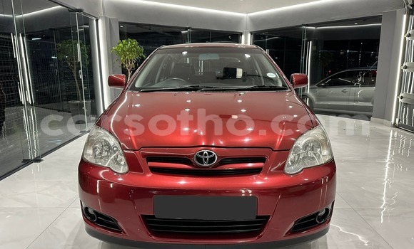 اشتري مستعمل Toyota Runx Red سيارة في Maseru في Maseru