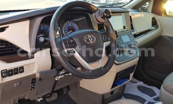 Buy Import Toyota Sienna White Car in Import - Dubai in Maseru Buy Import Toyota Sienna White Car in Import - Dubai in Maseru