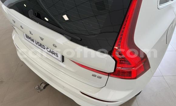 Sayi Na hannu Volvo XC60 White Mota in Maseru a Maseru Sayi Na hannu Volvo XC60 White Mota in Maseru a Maseru