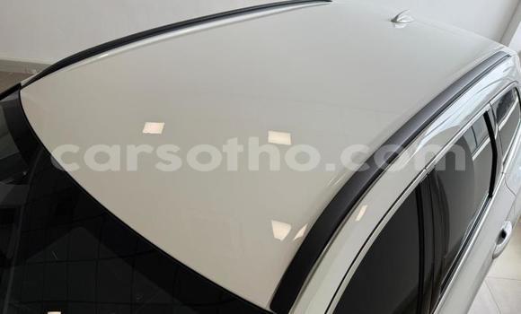 Sayi Na hannu Volvo XC60 White Mota in Maseru a Maseru Sayi Na hannu Volvo XC60 White Mota in Maseru a Maseru