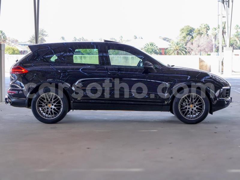 Big with watermark porsche cayenne maseru maseru 30122