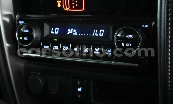 Sayi Na hannu Toyota Fortuner White Mota in Maseru a Maseru Sayi Na hannu Toyota Fortuner White Mota in Maseru a Maseru