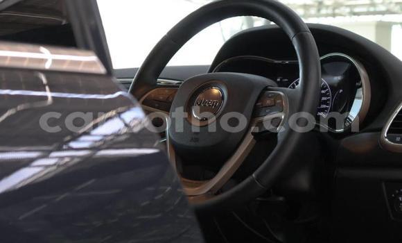 Sayi Na hannu Jeep Grand Cherokee Other Mota in Maseru a Maseru Sayi Na hannu Jeep Grand Cherokee Other Mota in Maseru a Maseru