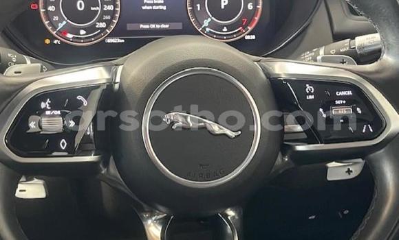 Sayi Na hannu Jaguar E-Pace Red Mota in Maseru a Maseru Sayi Na hannu Jaguar E-Pace Red Mota in Maseru a Maseru