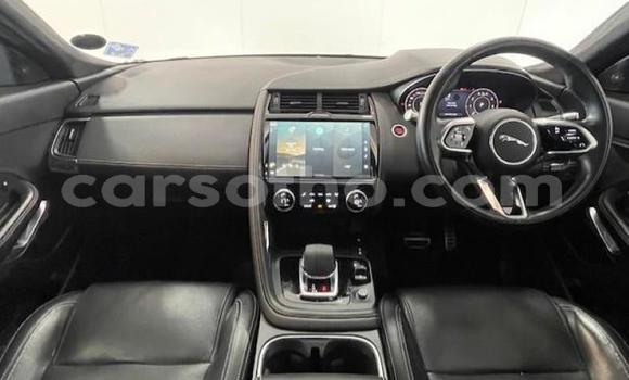 Sayi Na hannu Jaguar E-Pace Red Mota in Maseru a Maseru Sayi Na hannu Jaguar E-Pace Red Mota in Maseru a Maseru