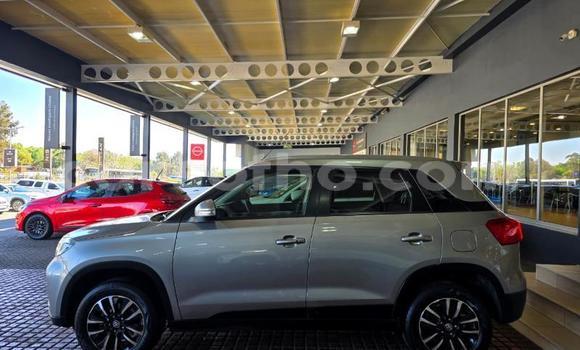 Sayi Na hannu Toyota Urban Cruiser Silver Mota in Maseru a Maseru Sayi Na hannu Toyota Urban Cruiser Silver Mota in Maseru a Maseru