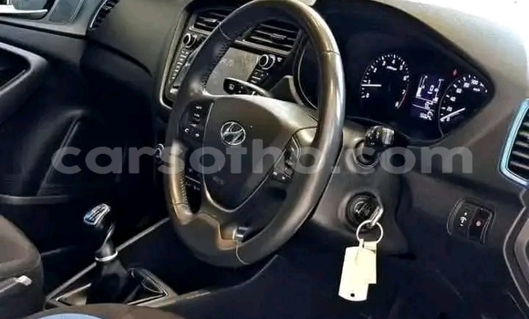 Sayi Na hannu Hyundai i20 Blue Mota in Maseru a Maseru Sayi Na hannu Hyundai i20 Blue Mota in Maseru a Maseru