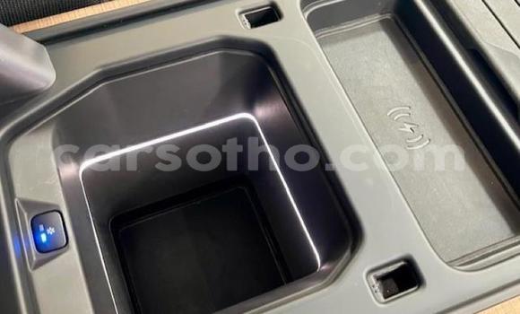 Sayi Na hannu Land Rover Defender Blue Mota in Maseru a Maseru Sayi Na hannu Land Rover Defender Blue Mota in Maseru a Maseru